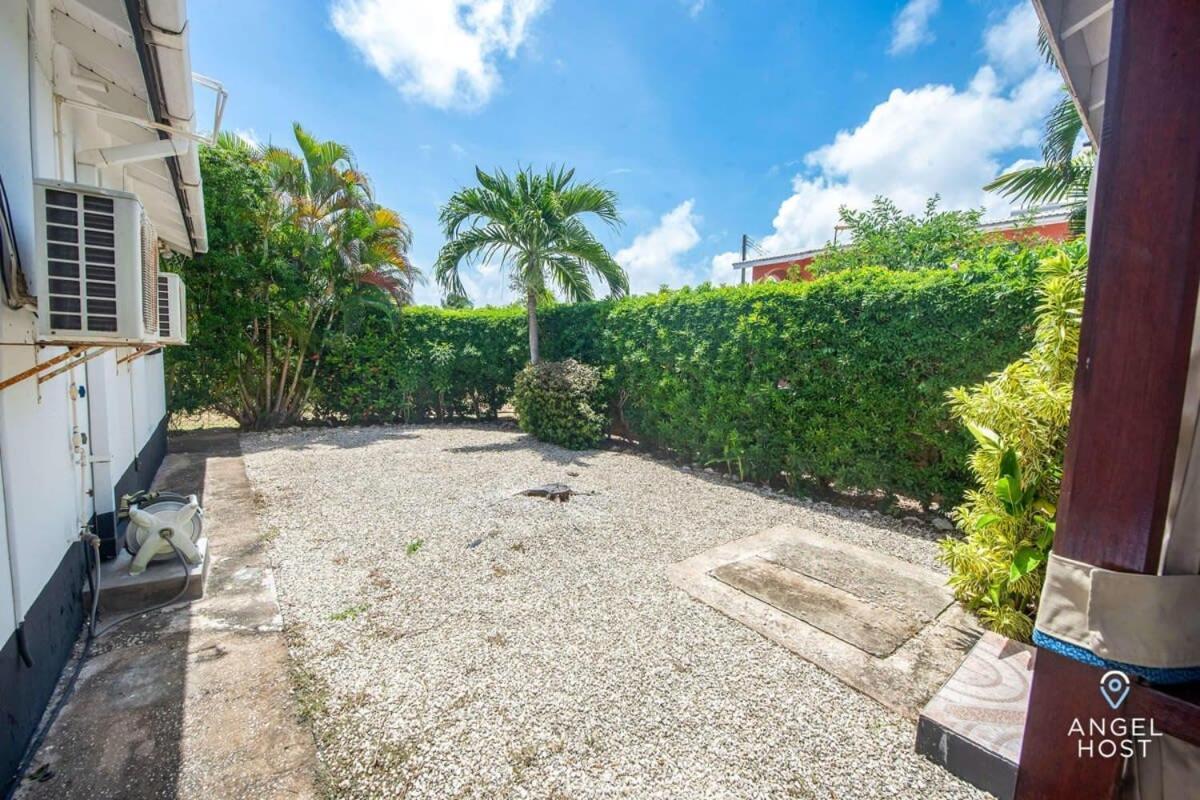 Beachy Cottage I Kitchen I Wi-Fi I Shaded Cabana I Parking Saint Philip Exterior foto