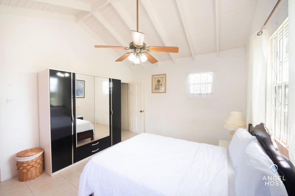 Beachy Cottage I Kitchen I Wi-Fi I Shaded Cabana I Parking Saint Philip Exterior foto