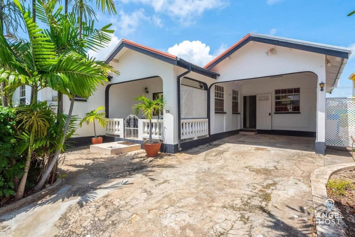 Beachy Cottage I Kitchen I Wi-Fi I Shaded Cabana I Parking Saint Philip Exterior foto